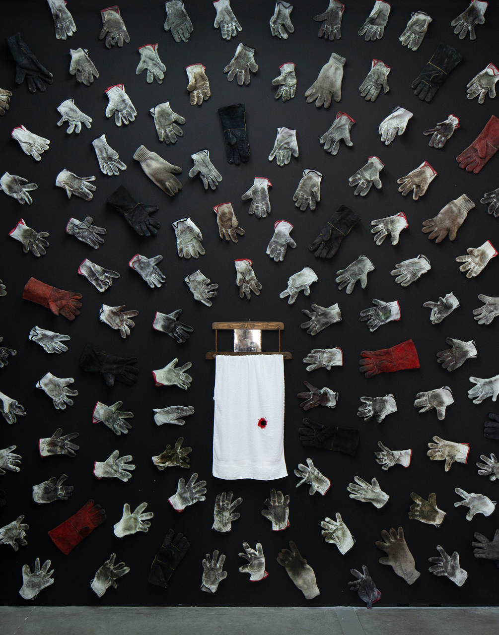 Dry hands, 2019